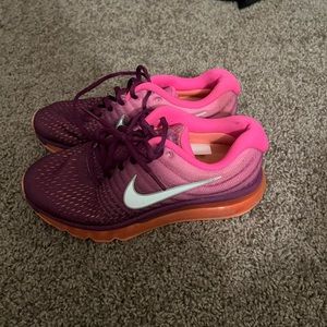 Nike gym shoes
